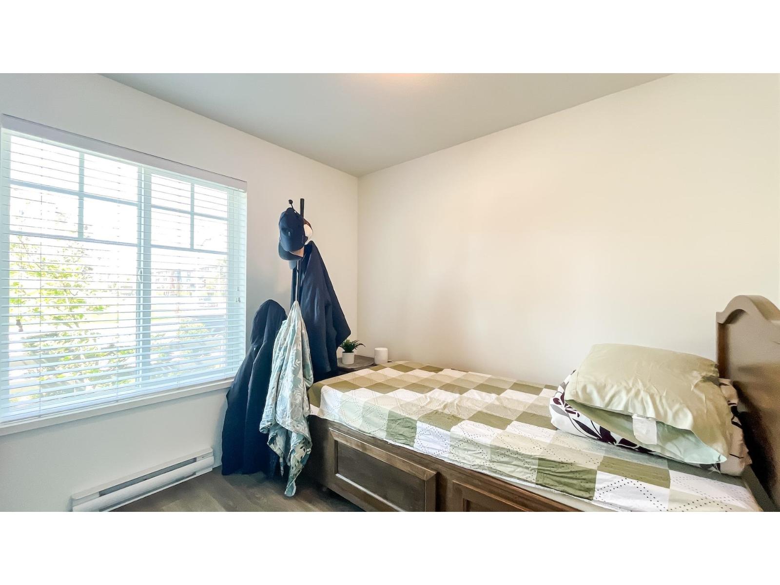1 15487 99a Avenue Property Photo 23