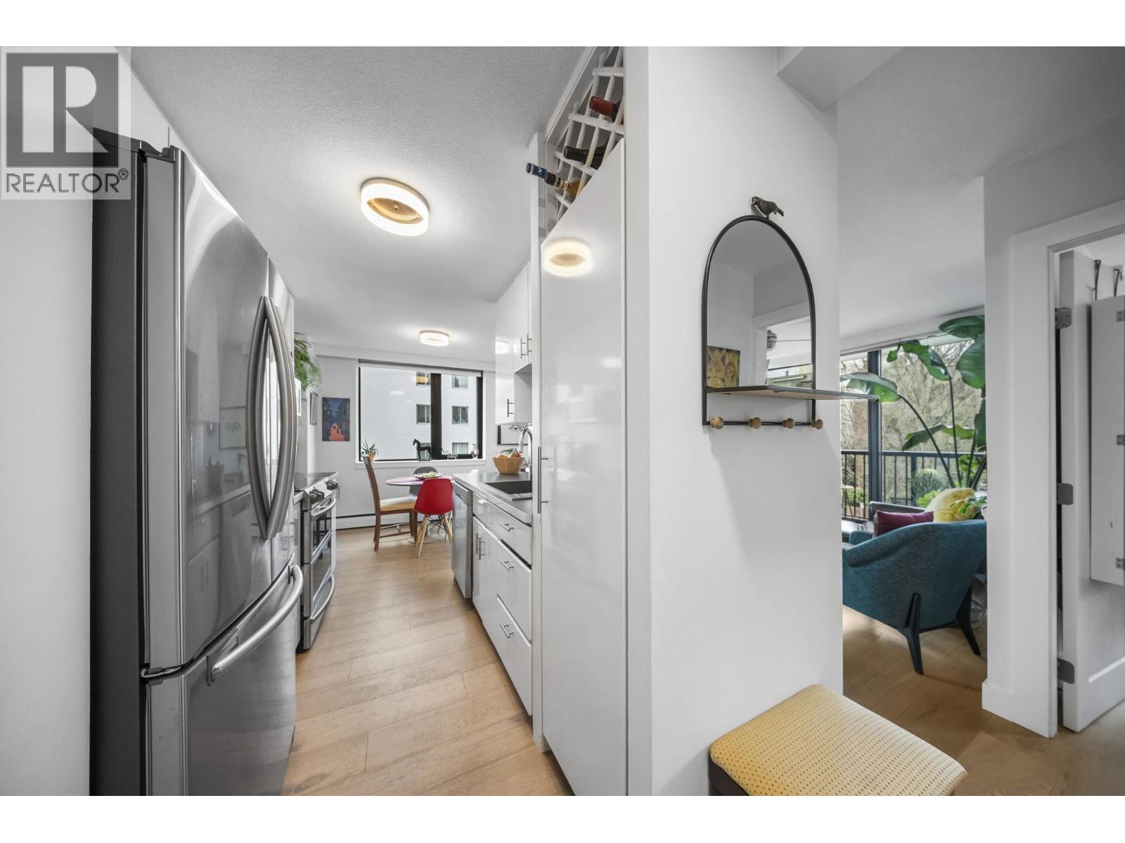 301 1330 Harwood Street Property Photo 15