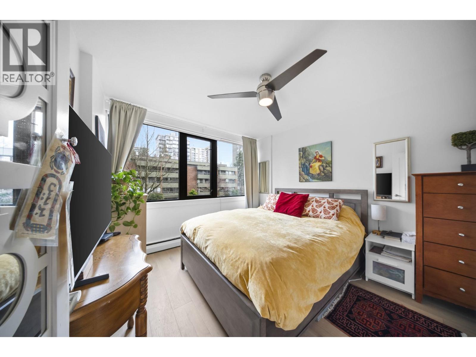 301 1330 Harwood Street Property Photo 16
