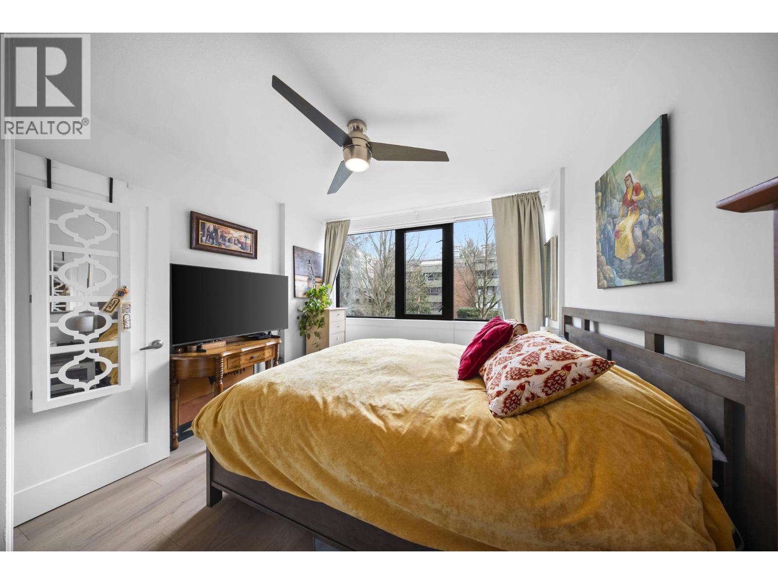 301 1330 Harwood Street Property Photo 17