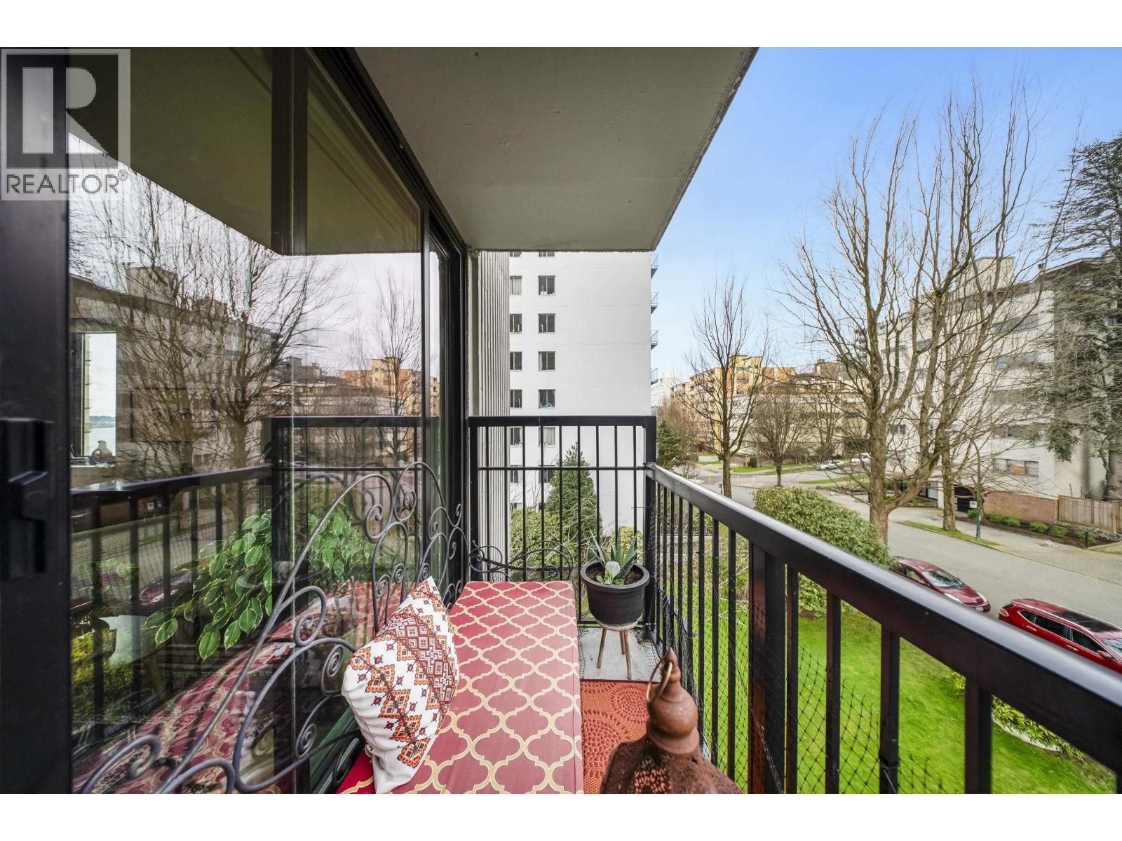 301 1330 Harwood Street Property Photo 25