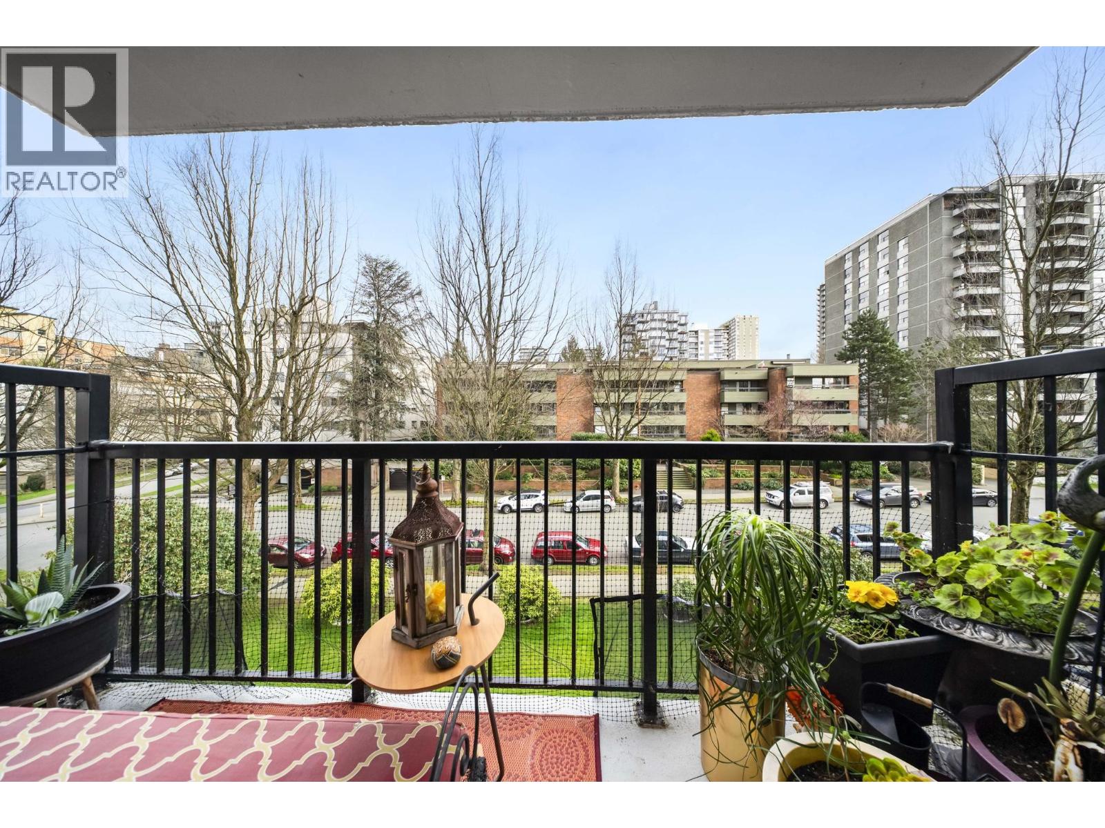 301 1330 Harwood Street Property Photo 26