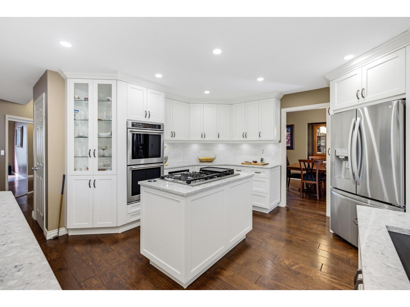 9117 207b Street Property Photo 17