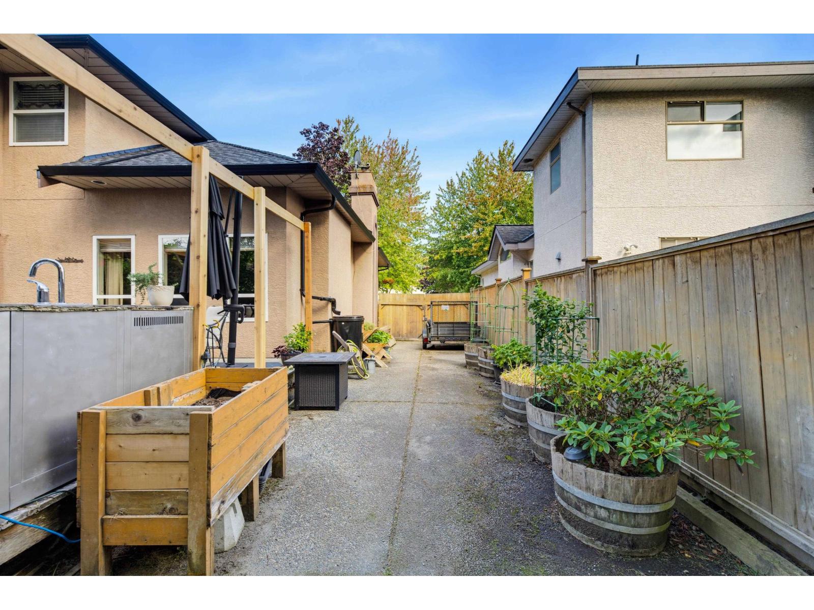 9117 207b Street Property Photo 40