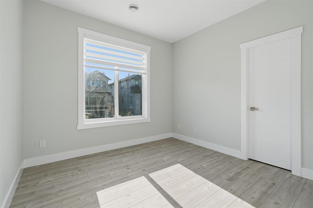 5735 144a Street Property Photo 26