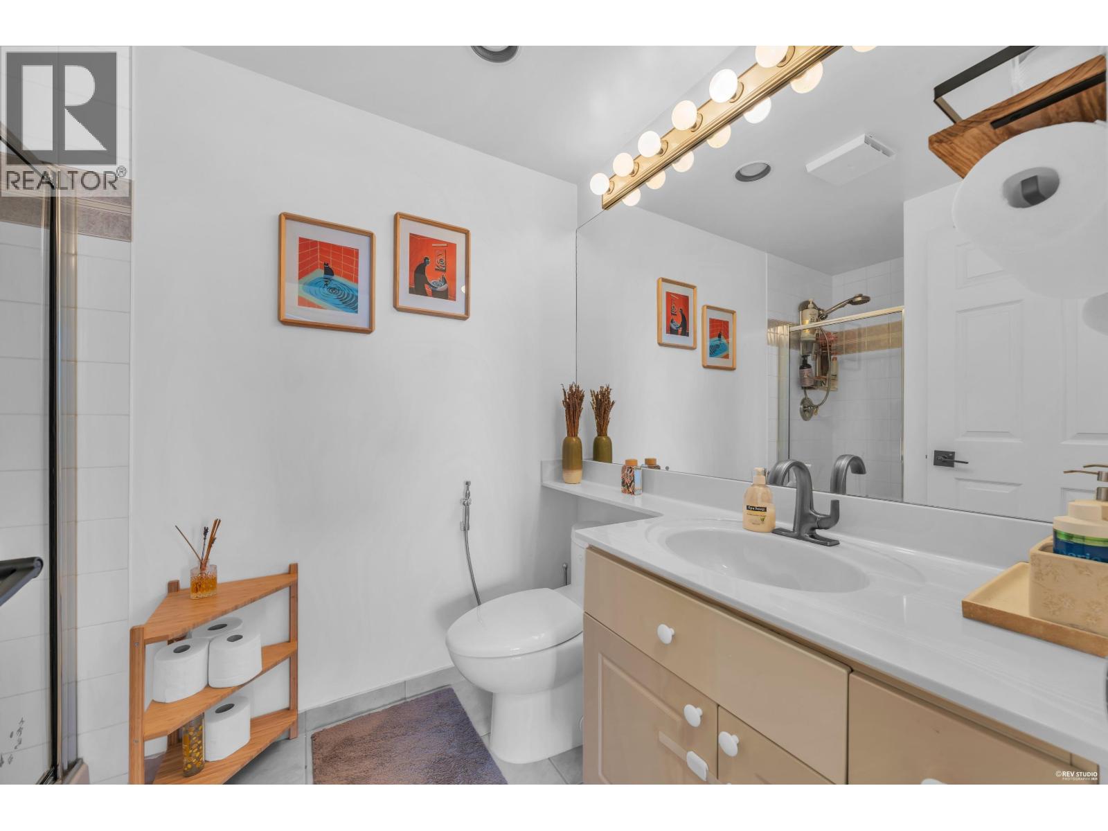 802 160 W Keith Road Property Photo 25