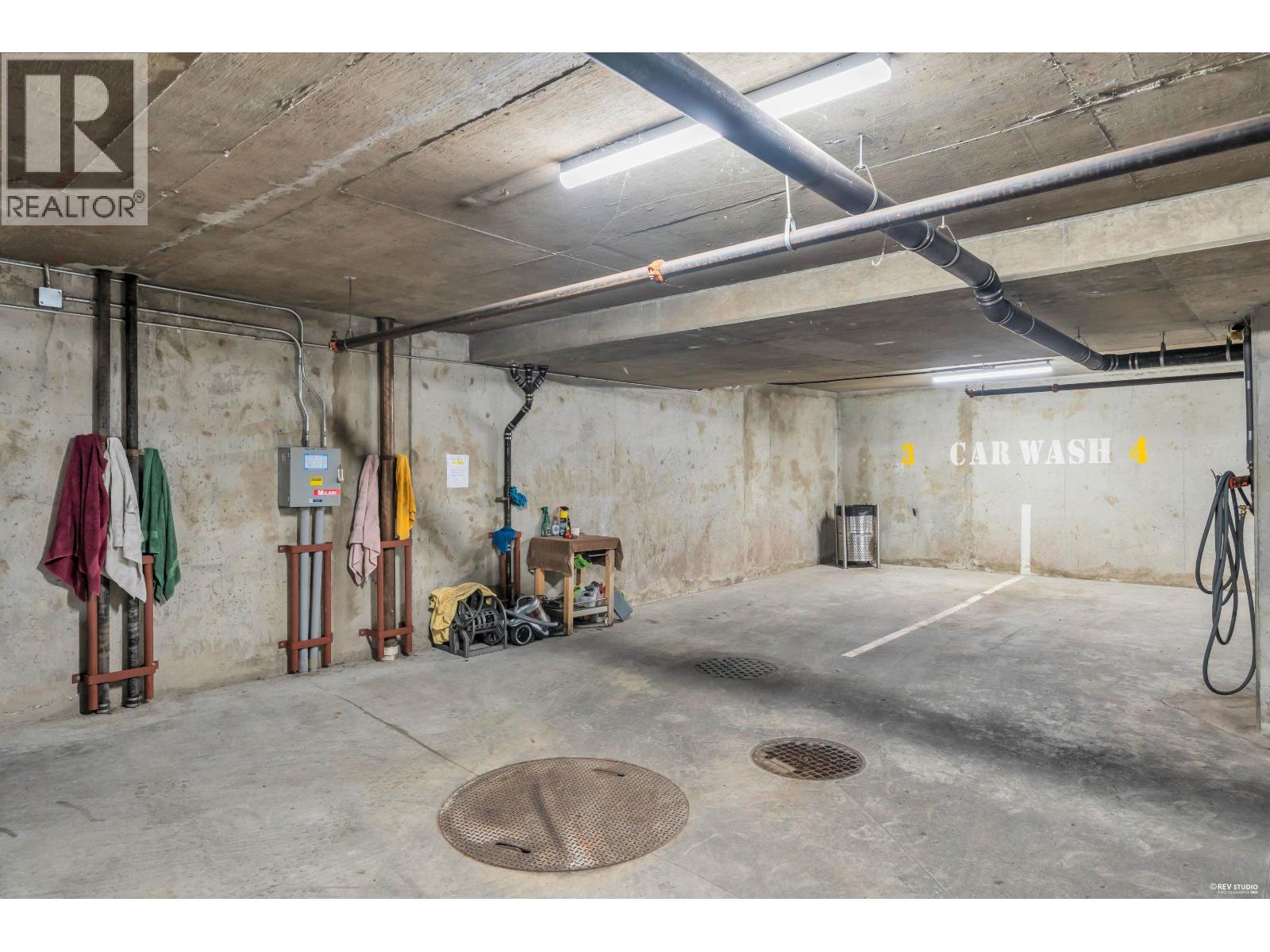 802 160 W Keith Road Property Photo 39