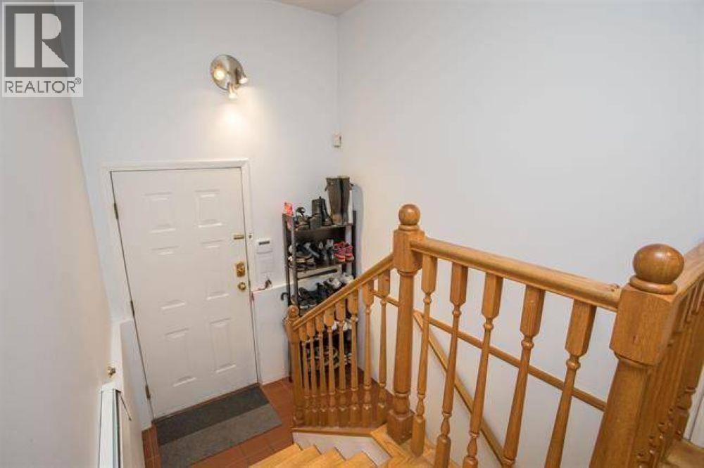 2945 W 12 Avenue Property Photo 8