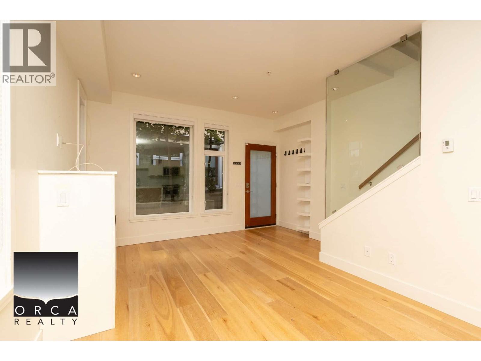 1078 Nicola Street Property Photo 7