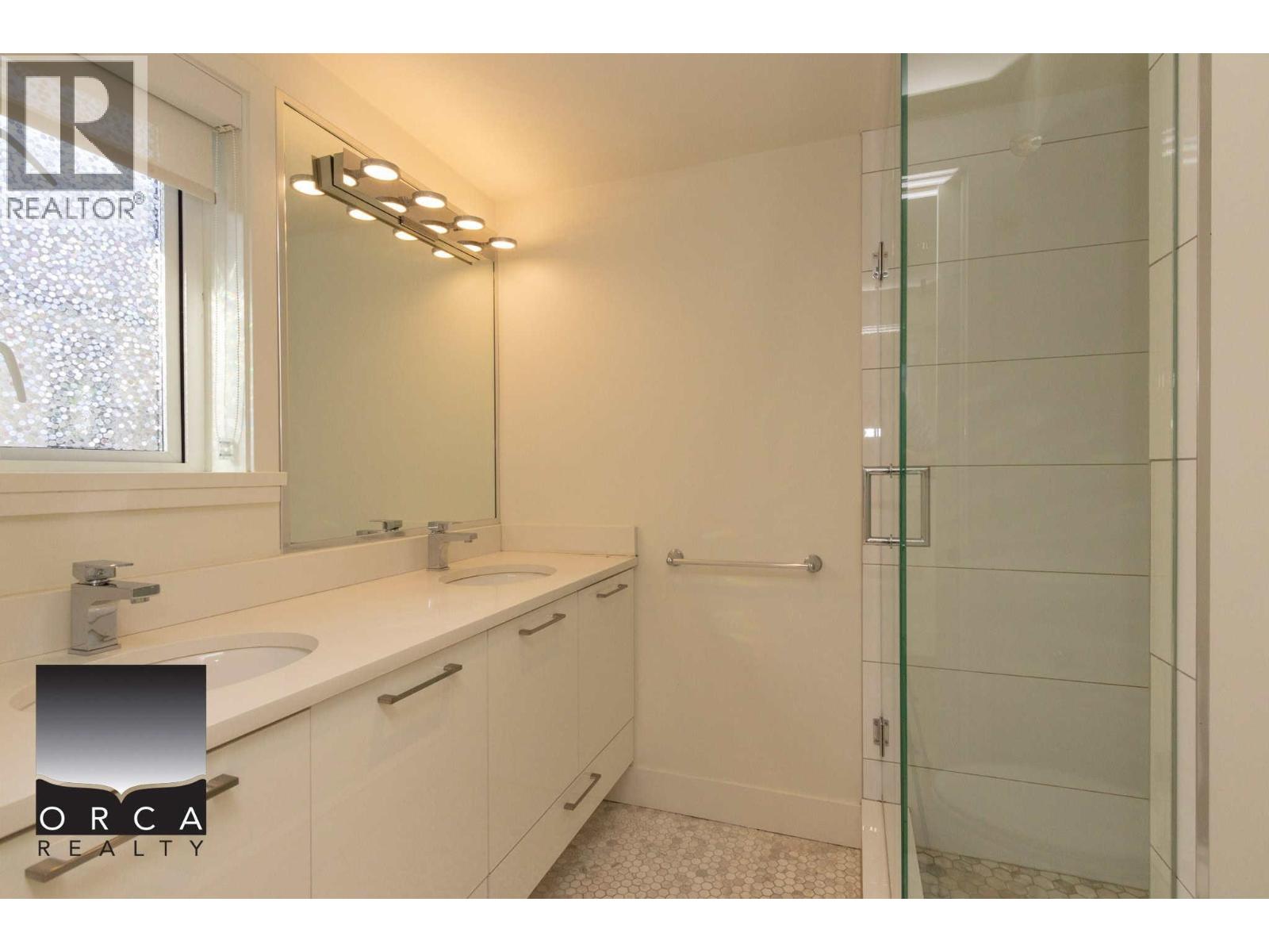1078 Nicola Street Property Photo 15