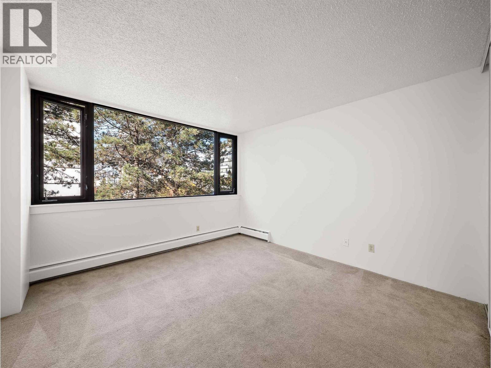 503-504 1725 Pendrell Street Property Photo 5