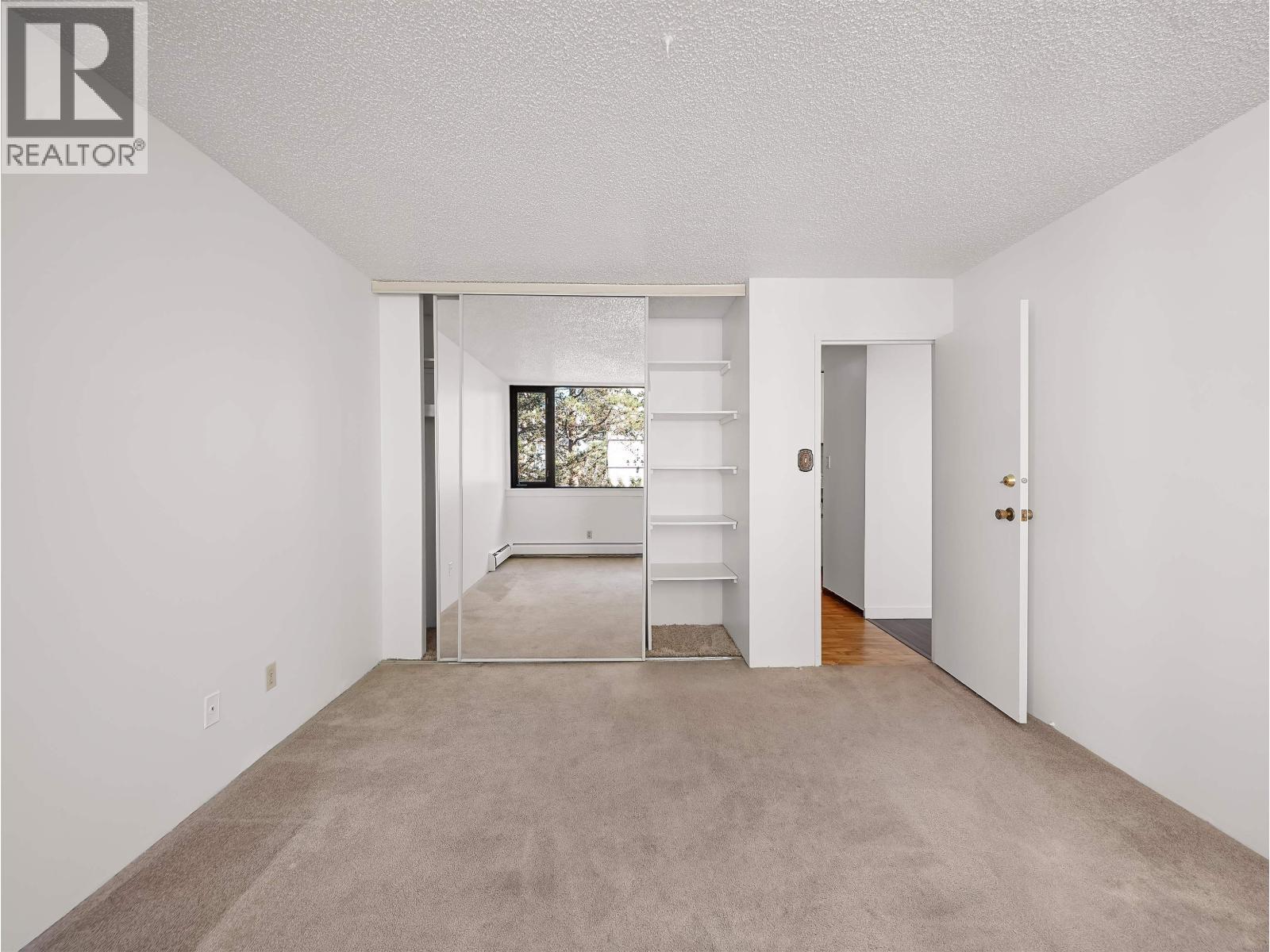 503-504 1725 Pendrell Street Property Photo 6
