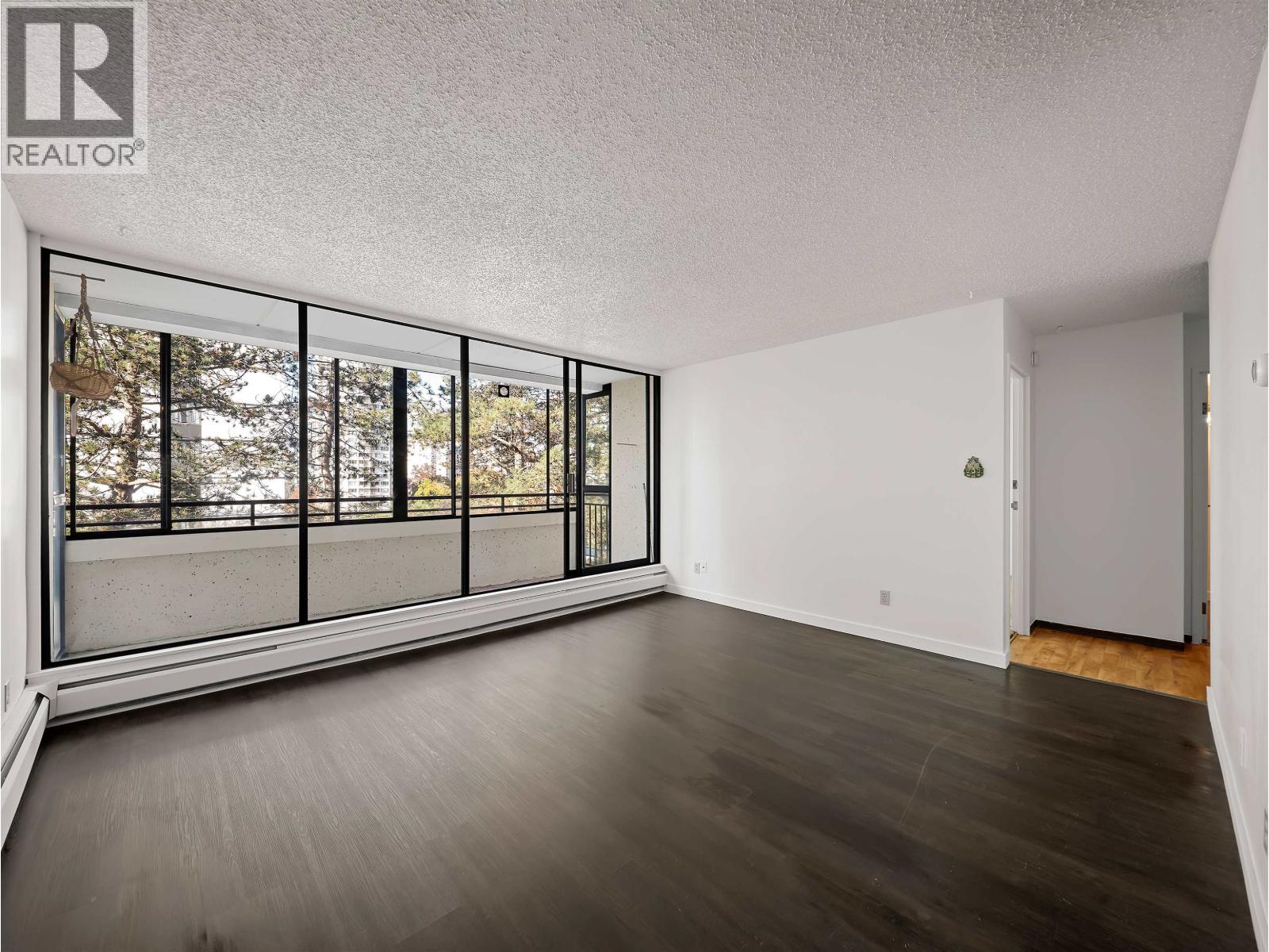 503-504 1725 Pendrell Street Property Photo 31