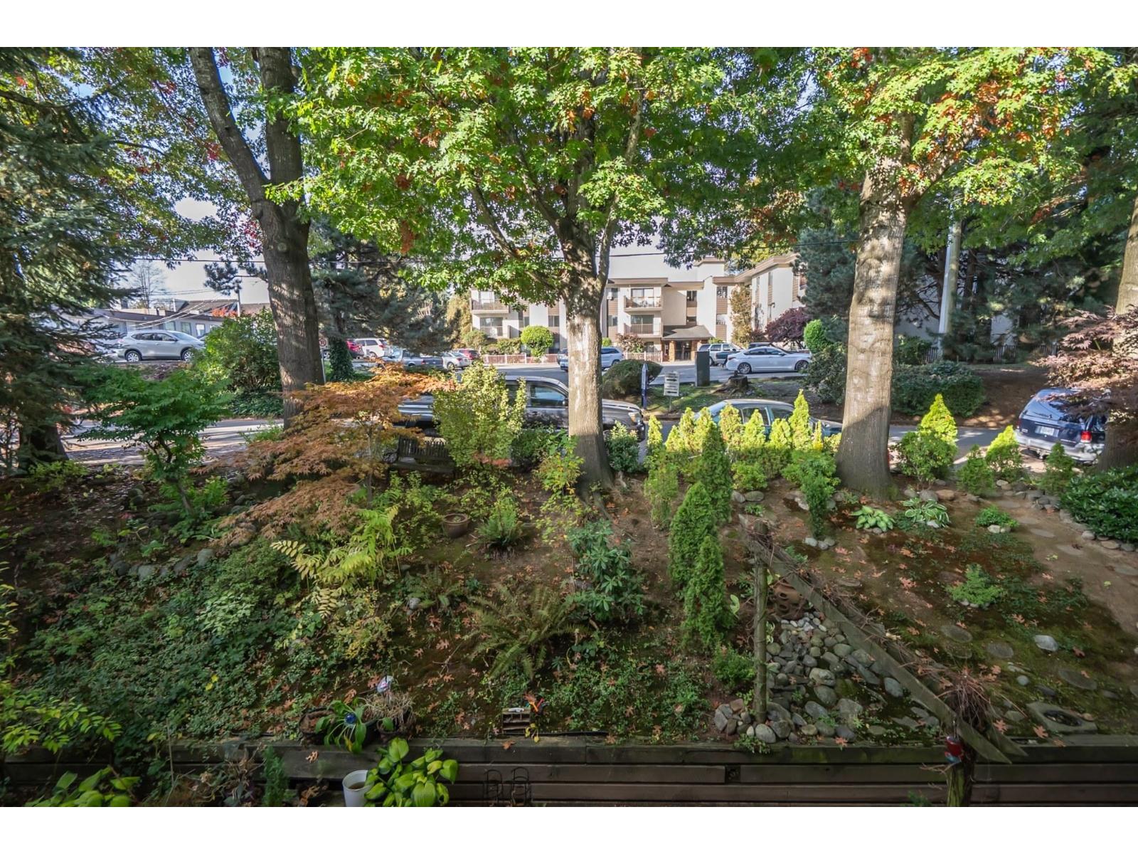 206 33165 Old Yale Road Property Photo 25
