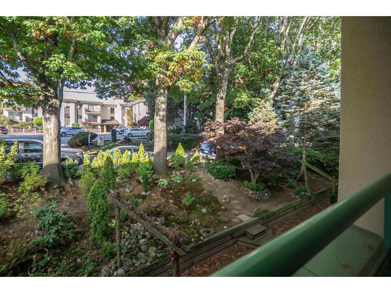 206 33165 Old Yale Road Property Photo 26