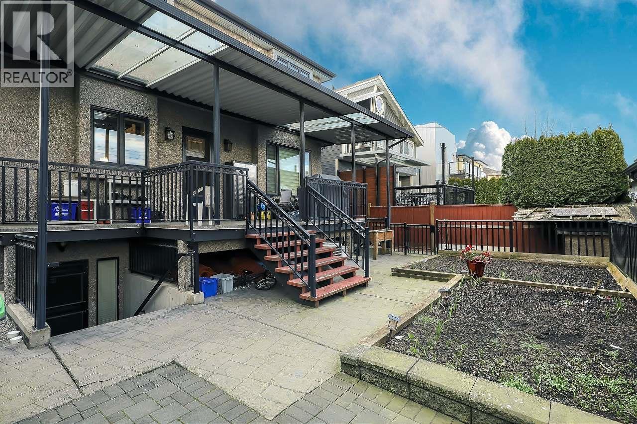 66 W 44th Avenue Property Photo 6