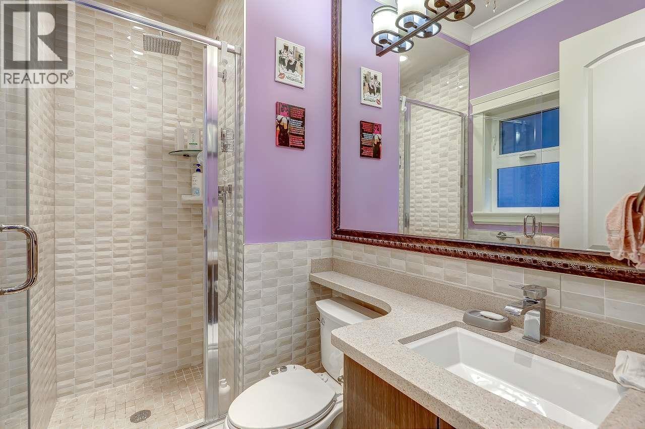 66 W 44th Avenue Property Photo 26