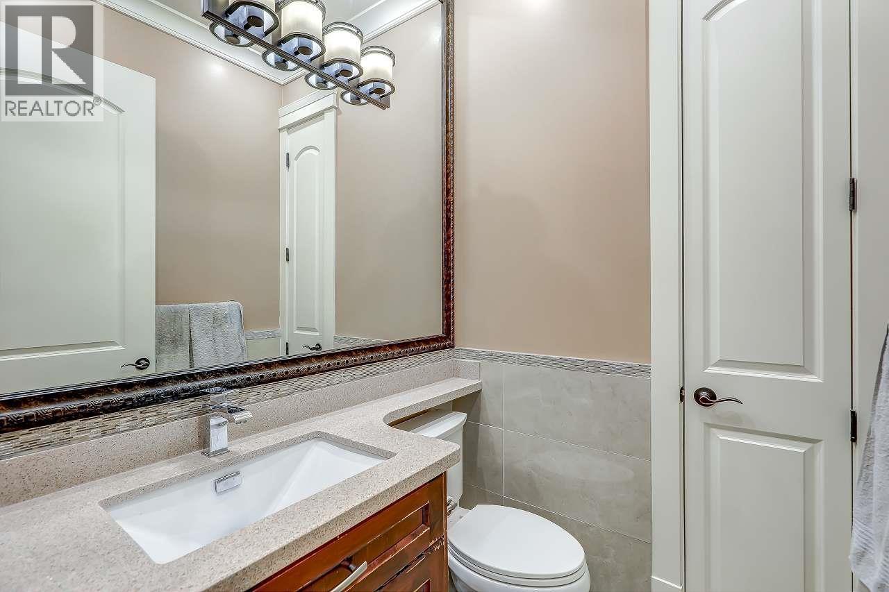66 W 44th Avenue Property Photo 34