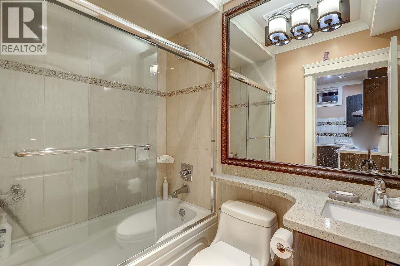 66 W 44th Avenue Property Photo 40