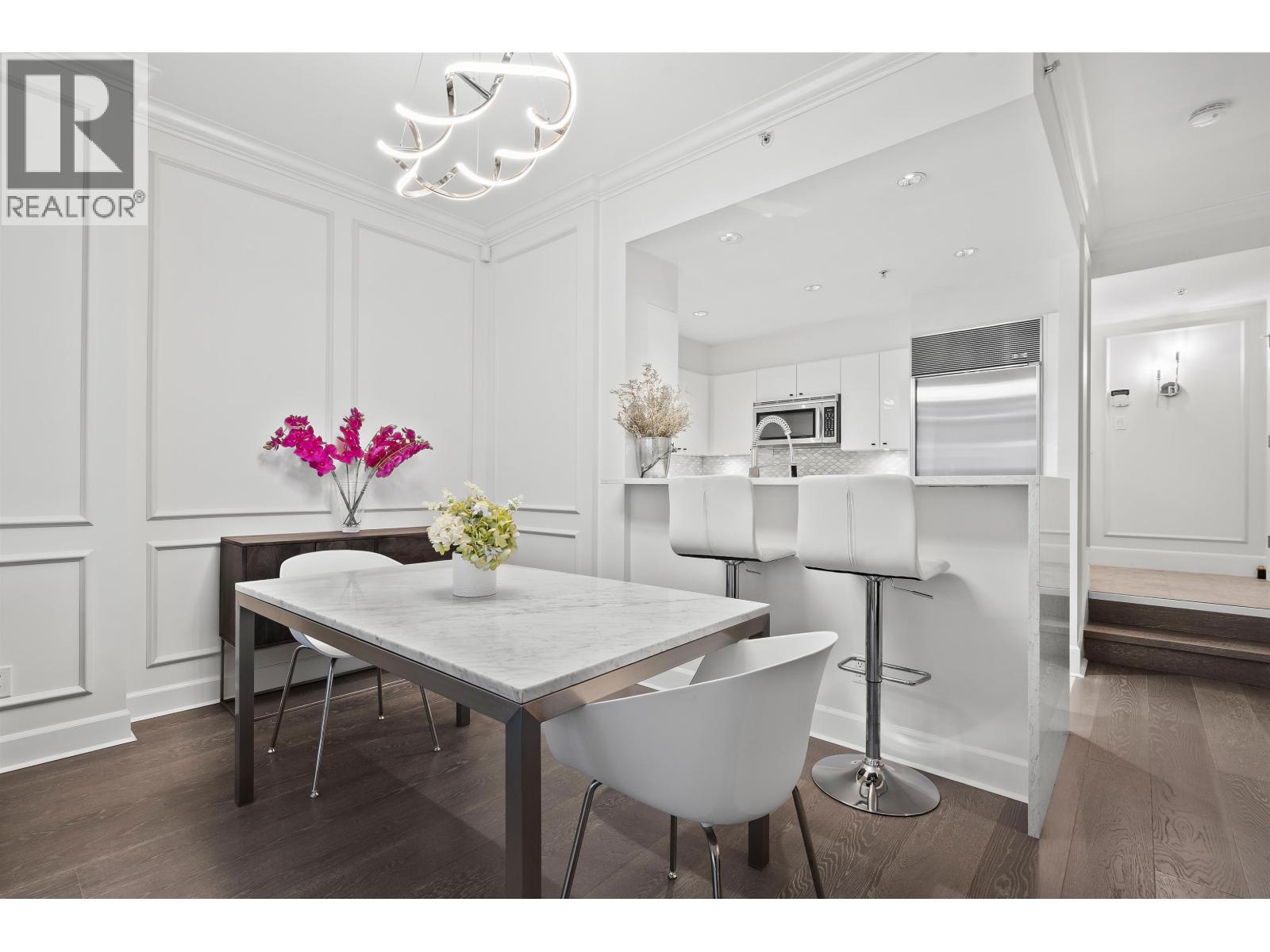 493 Broughton Street Property Photo 12