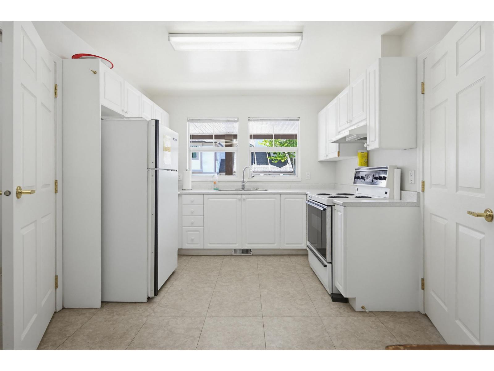 83 16318 82 Avenue Property Photo 26