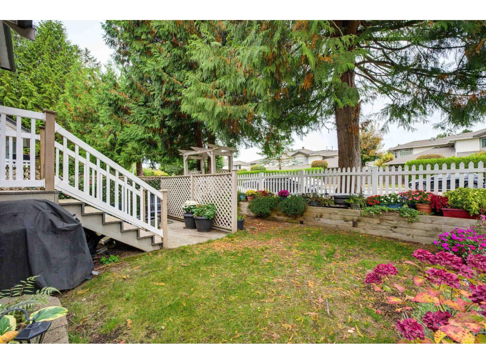83 16318 82 Avenue Property Photo 32