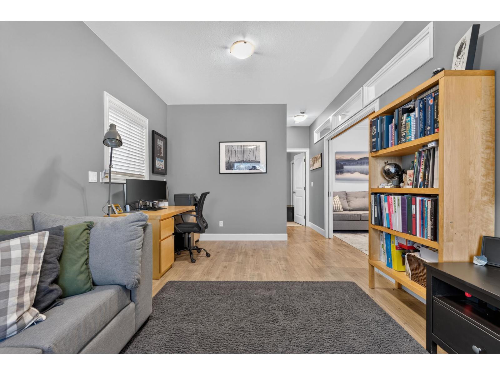 17473 64a Avenue Property Photo 20