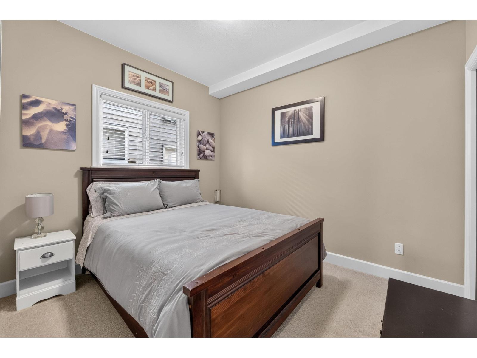 17473 64a Avenue Property Photo 22