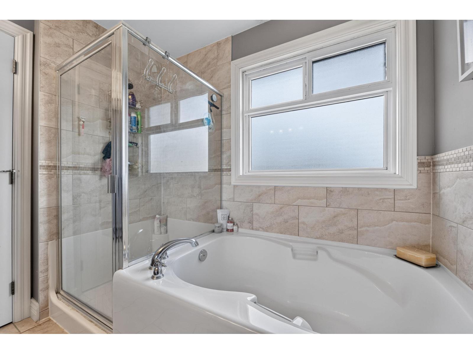 17473 64a Avenue Property Photo 26