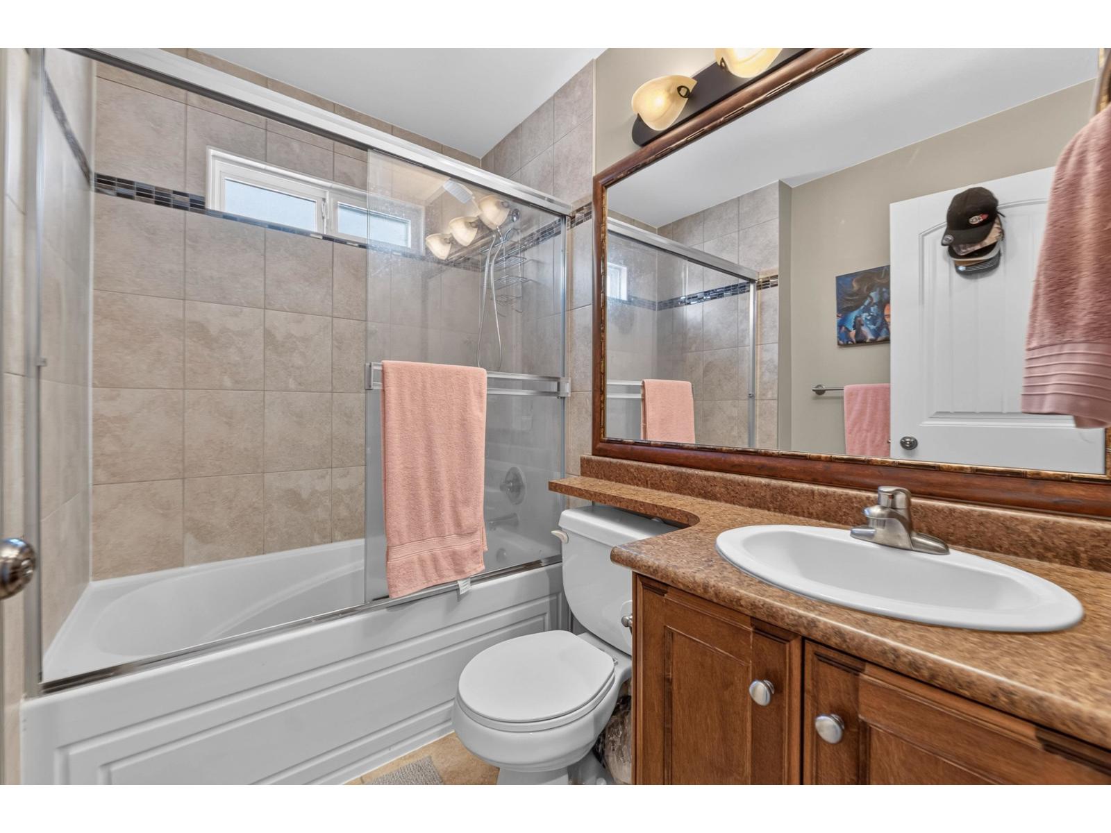 17473 64a Avenue Property Photo 31