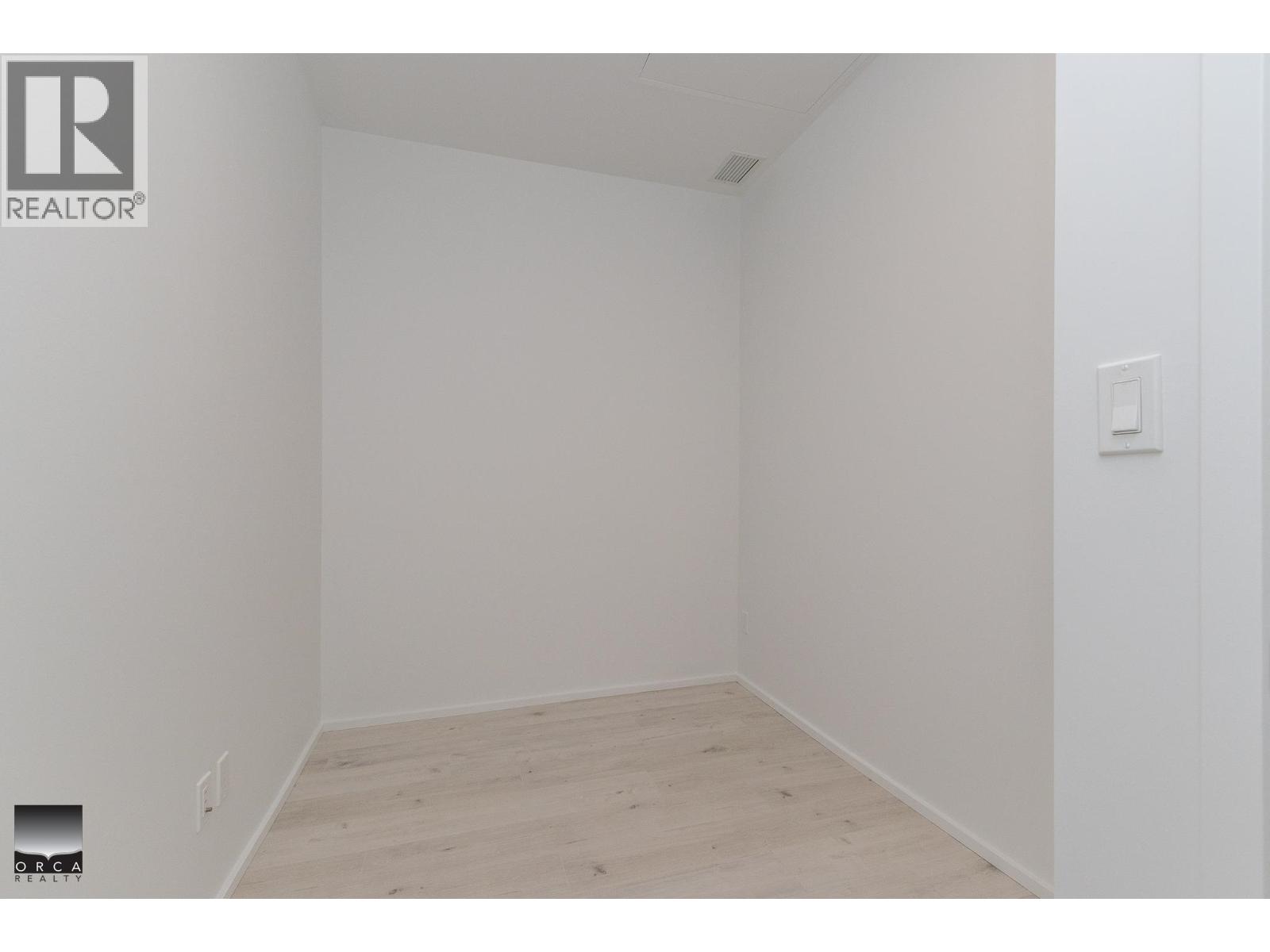 4211 3833 Evergreen Place Property Photo 7