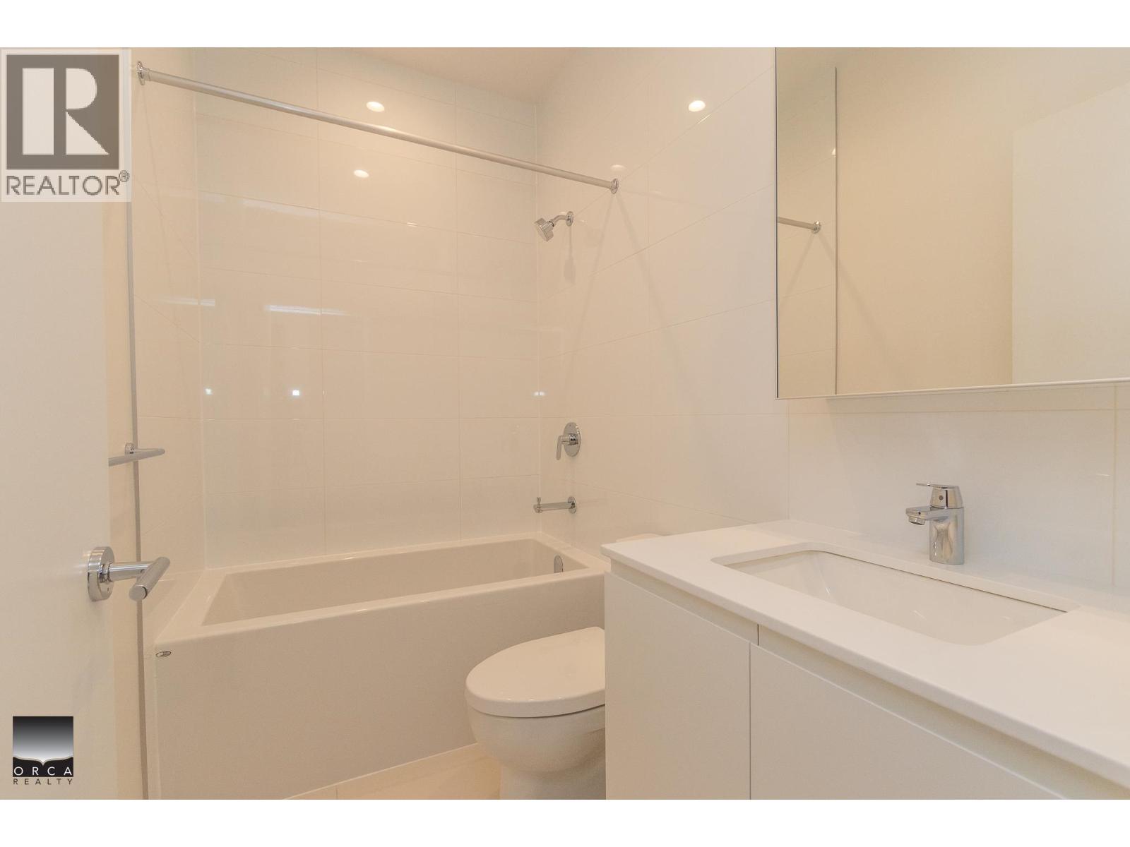 4211 3833 Evergreen Place Property Photo 11