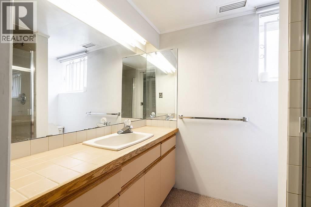 8140 Hunter Street Property Photo 15