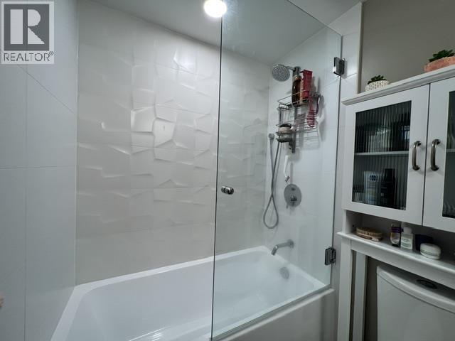516 38033 Second Avenue Property Photo 17