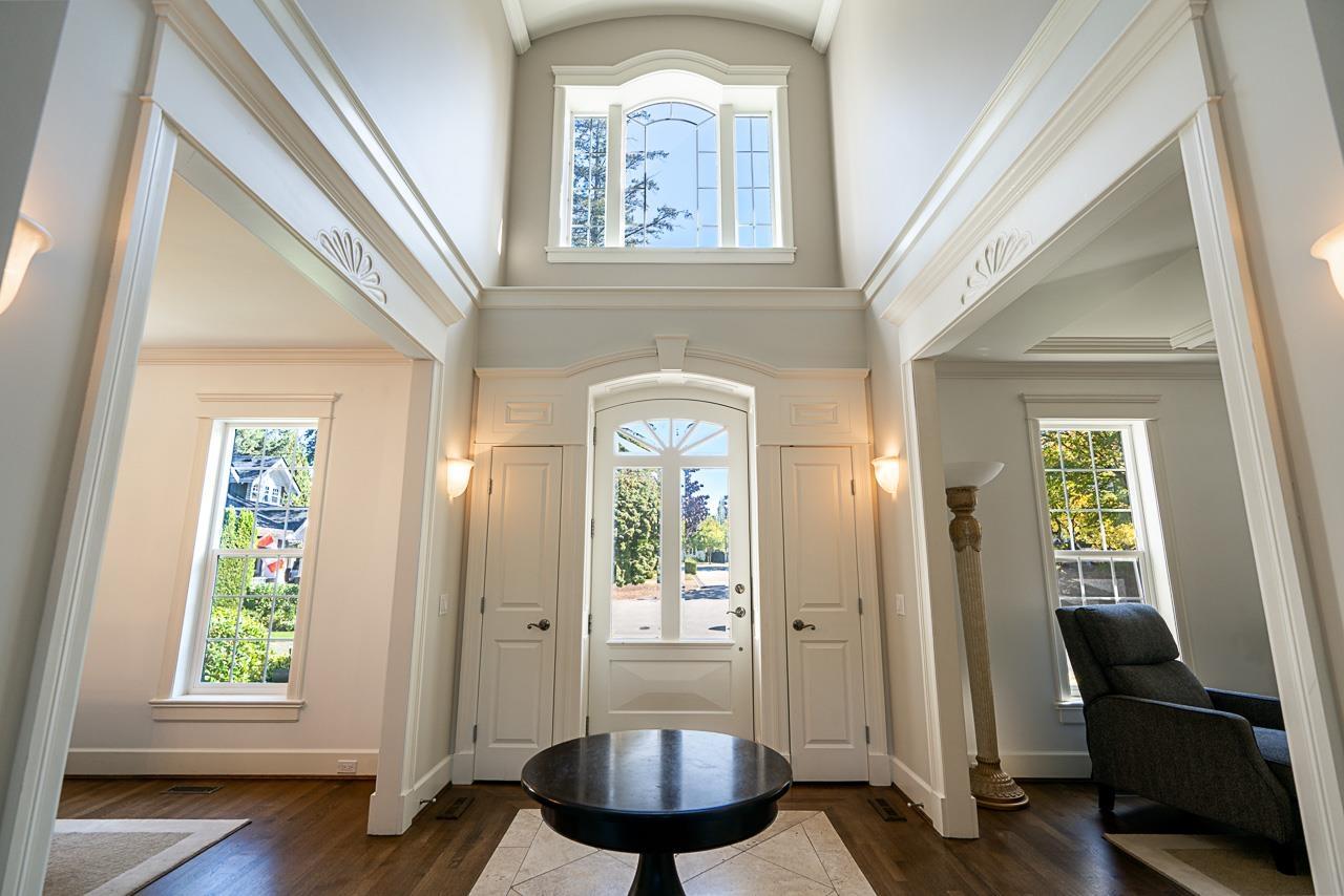 13761 22a Avenue Property Photo 3