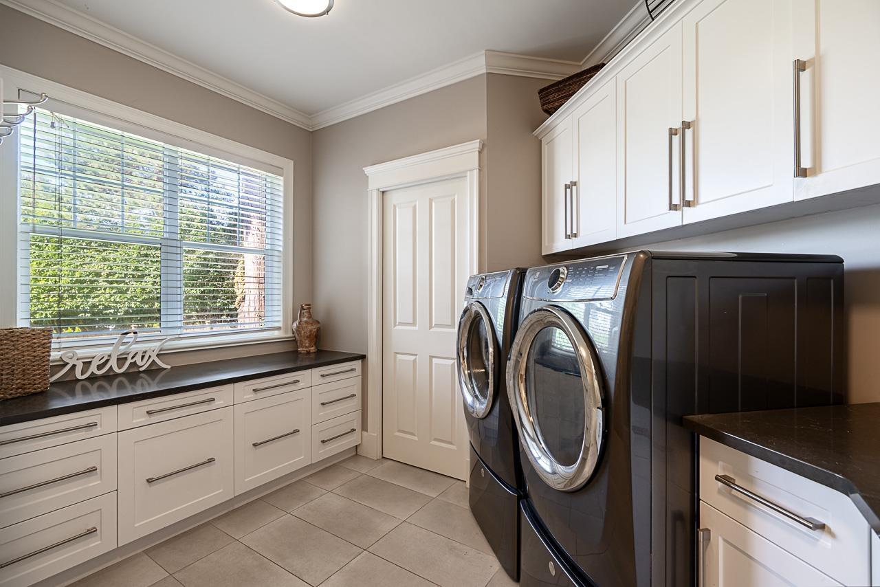 13761 22a Avenue Property Photo 17