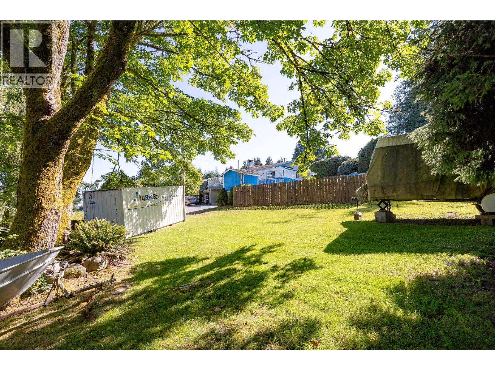 1619 Stella Place Property Photo 35