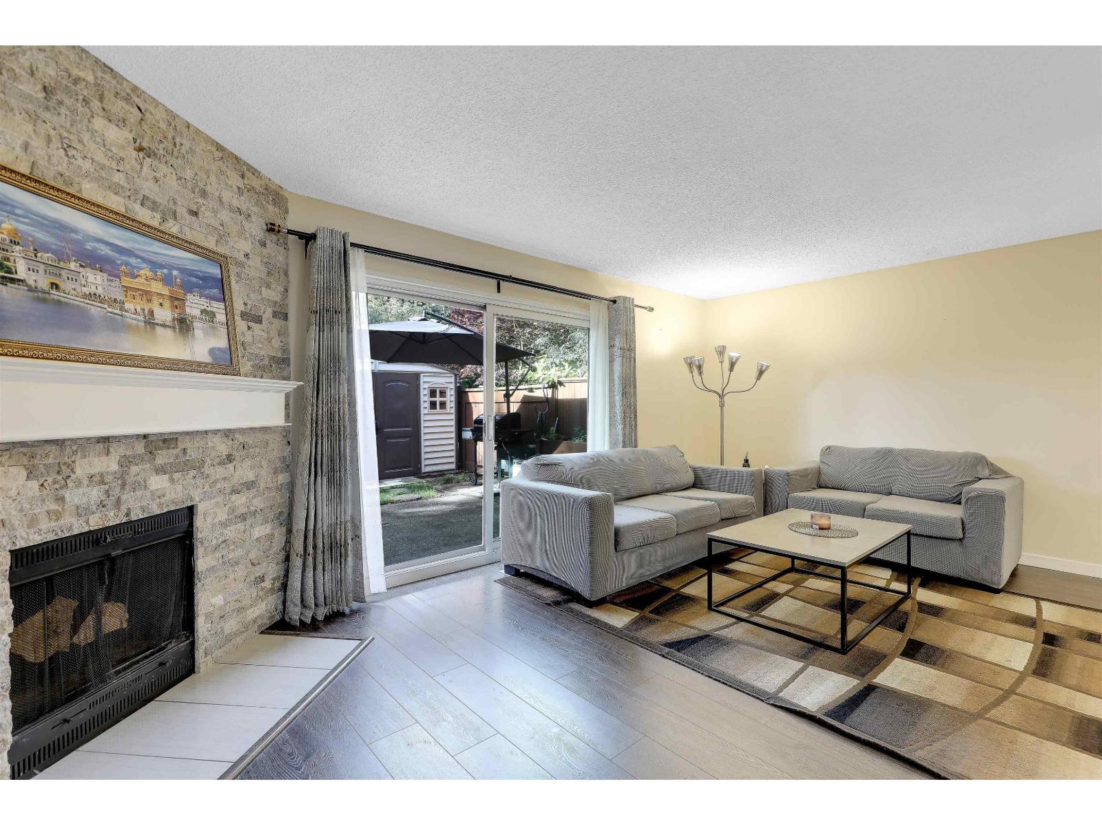 227 9460 Prince Charles Boulevard Property Photo 2
