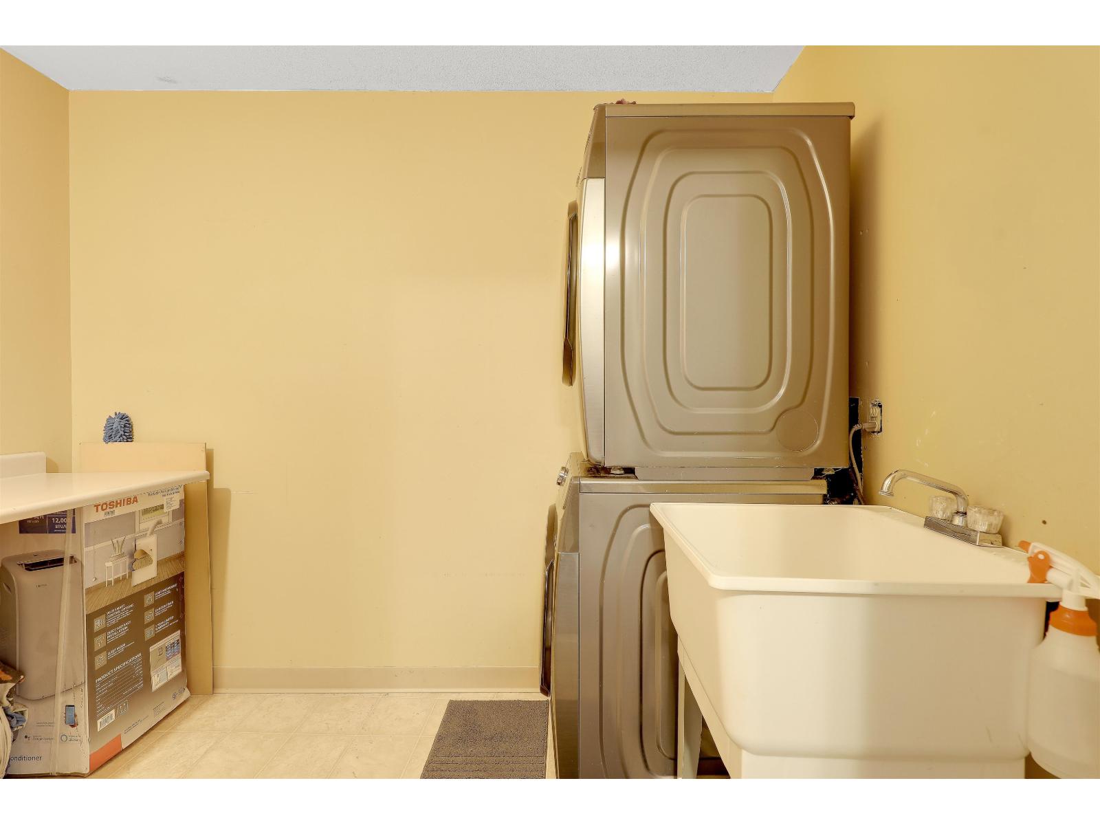 227 9460 Prince Charles Boulevard Property Photo 15