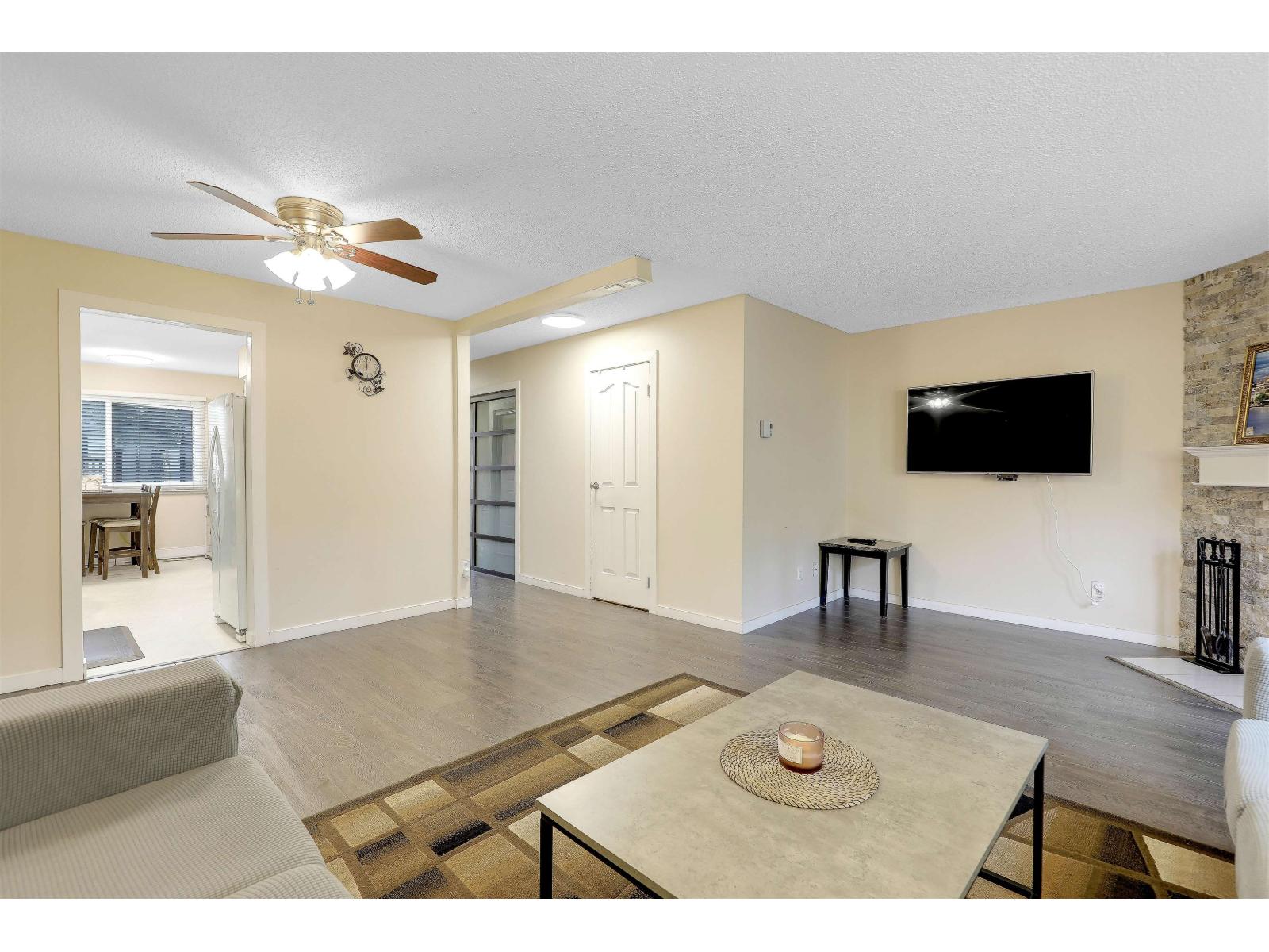 227 9460 Prince Charles Boulevard Property Photo 28