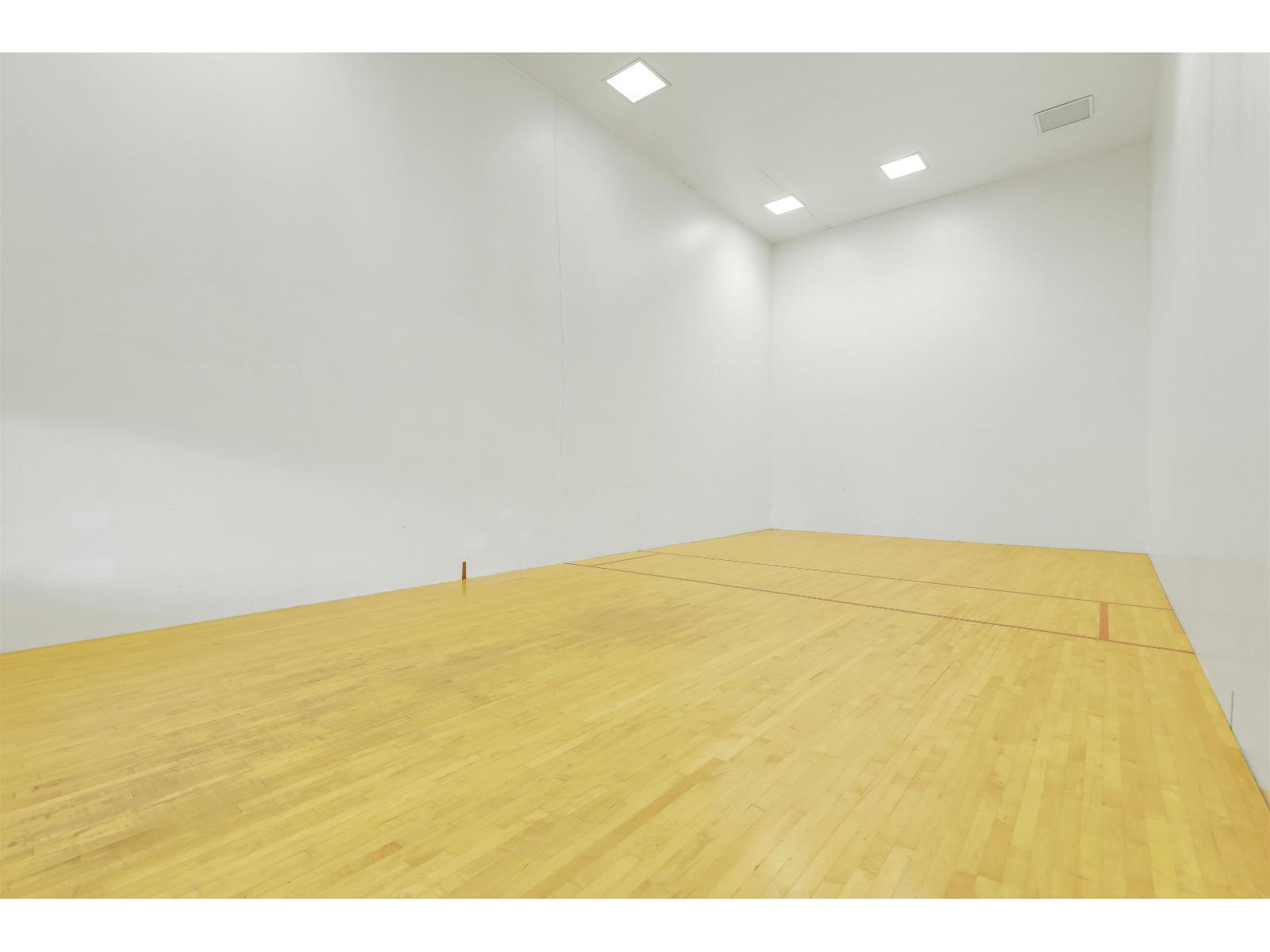 227 9460 Prince Charles Boulevard Property Photo 32