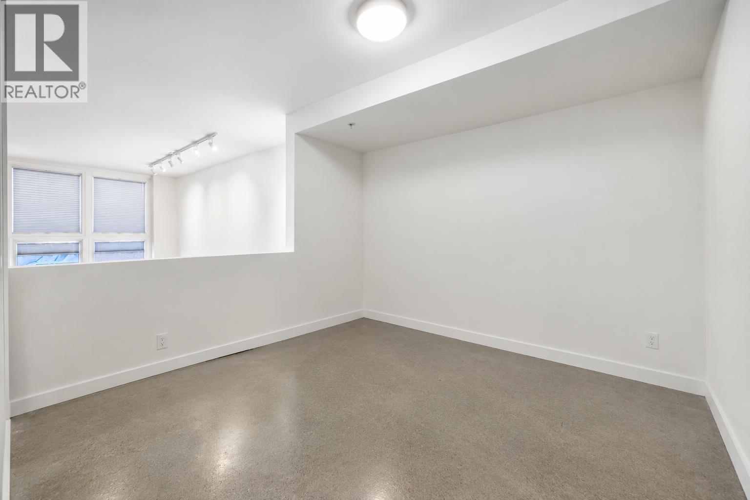 208 150 E Cordova Street Property Photo 9