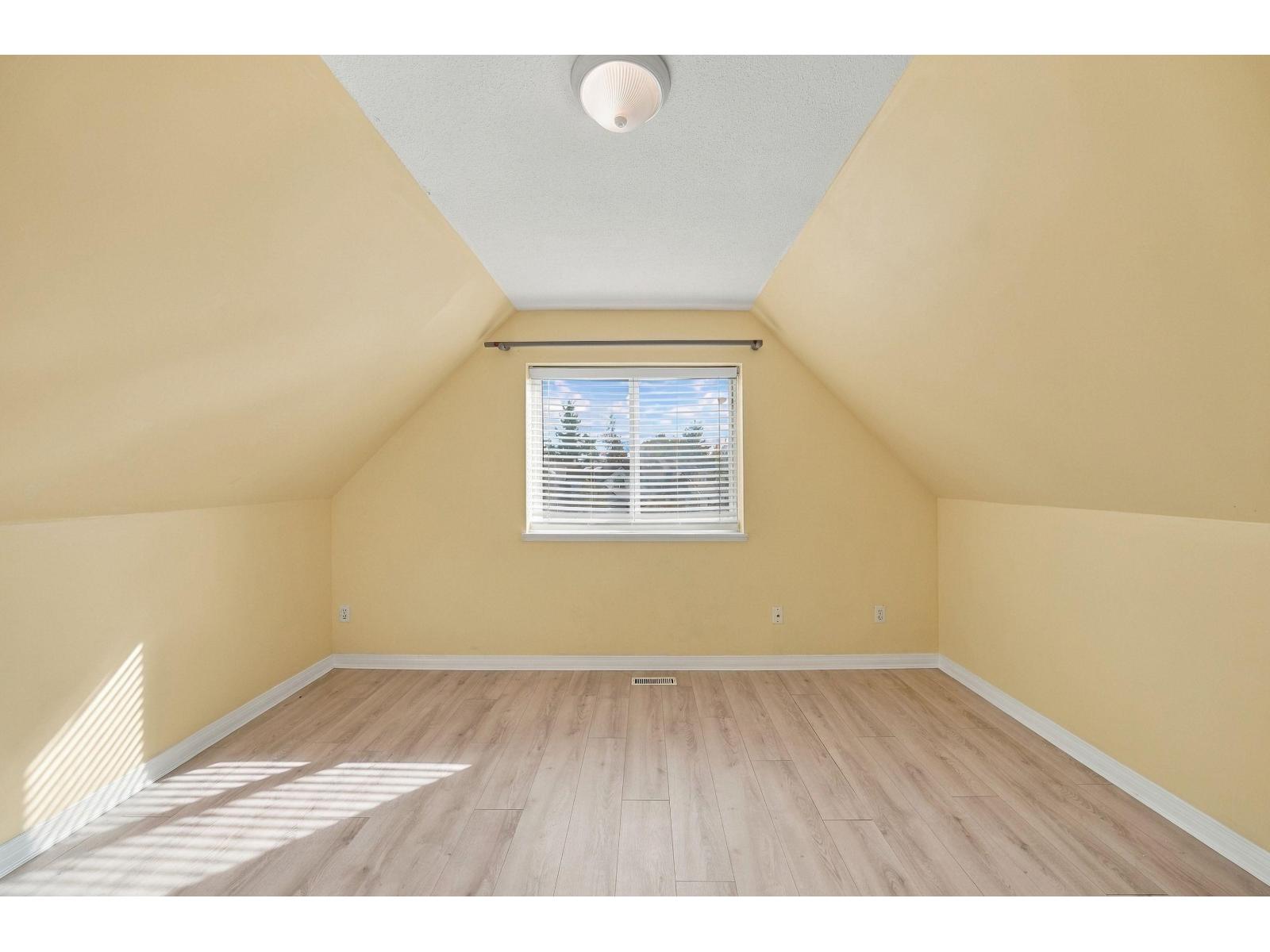 6375 187a Street Property Photo 20