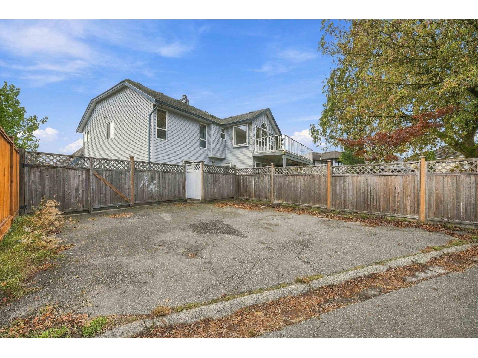 6375 187a Street Property Photo 28