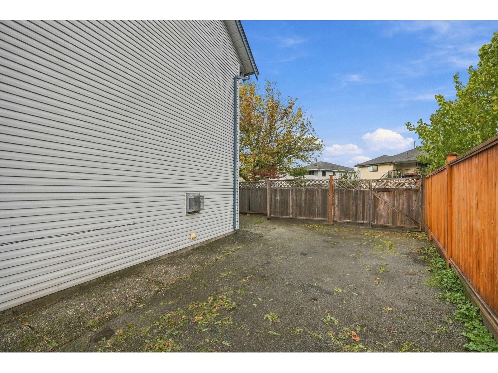 6375 187a Street Property Photo 30
