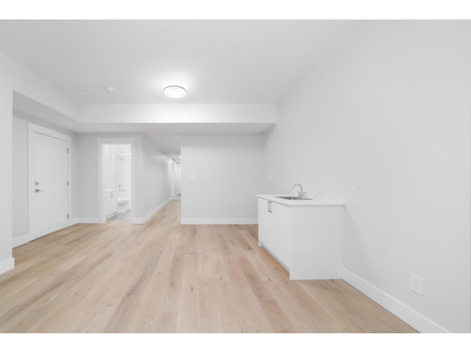 6919 205 Street Property Photo 31