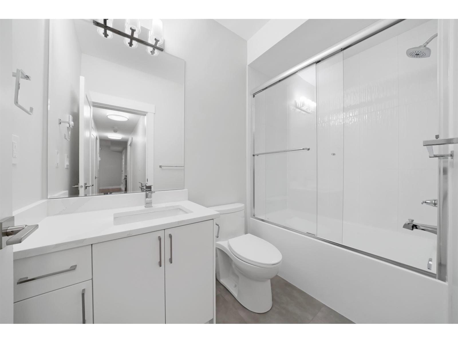 6919 205 Street Property Photo 35