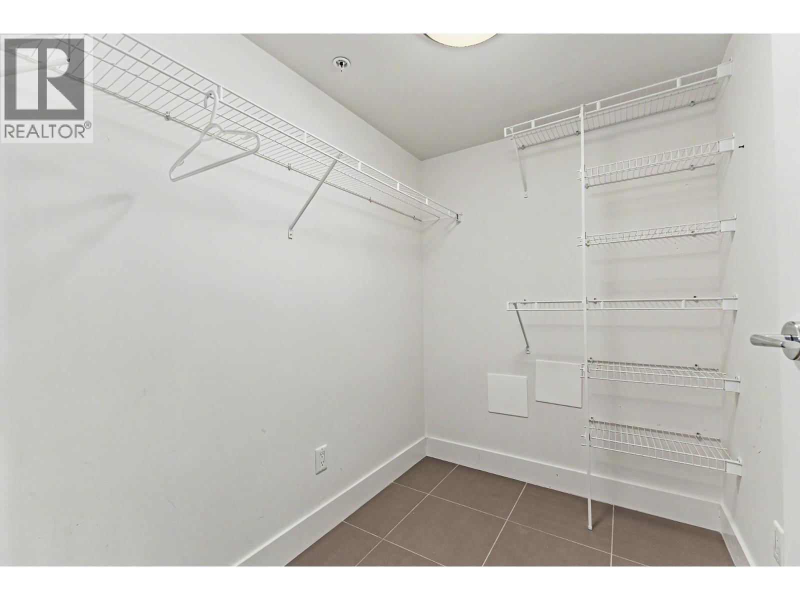 207 1680 W 4th Avenue Property Photo 9