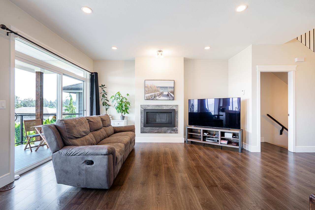 50634 Ledgestone Place #2 Property Photo 6
