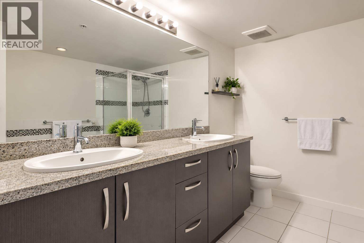 108 9288 Odlin Road Property Photo 17